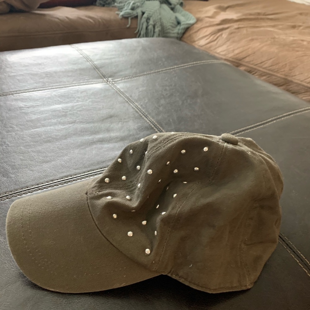 Hat - Picture 2 of 2